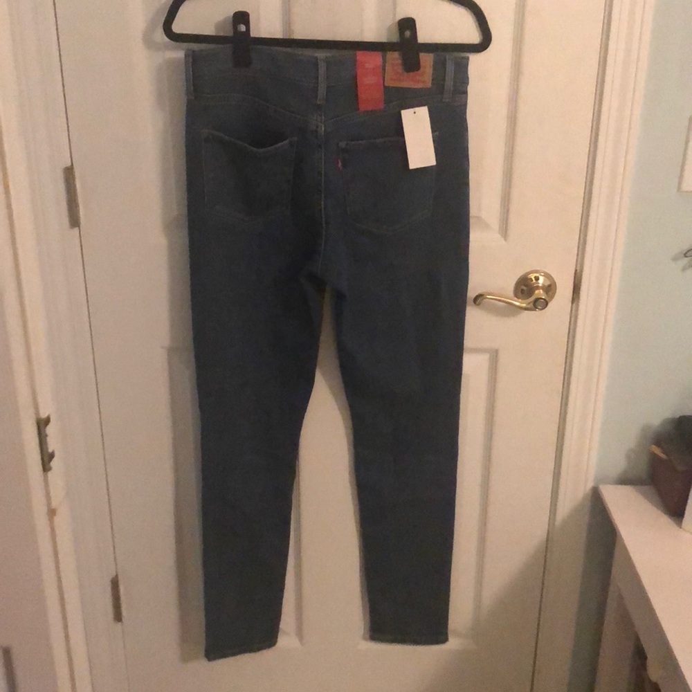 Brand new Levi brand skinny jeans jeggings - Picture 2 of 4